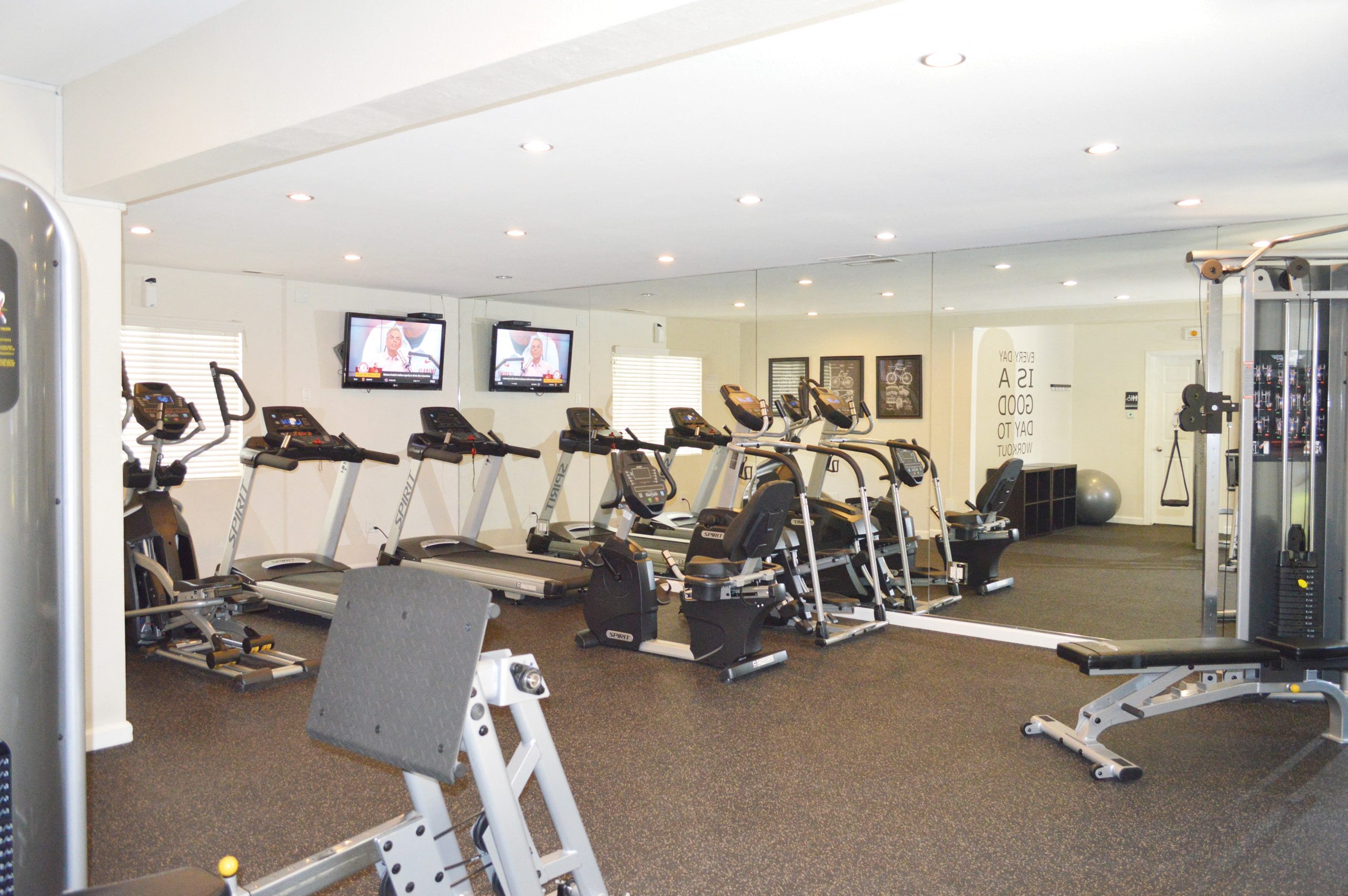 Pleasanton Glen Apartments photo 4